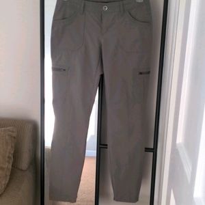 Kuhl Horizon Skinny 6